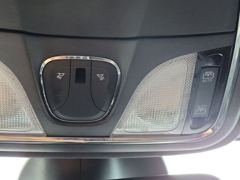 Used 2021 Jeep Cherokee Latitude Lux 80th Anniv w/ Quick Order Package 26U 80TH image 24