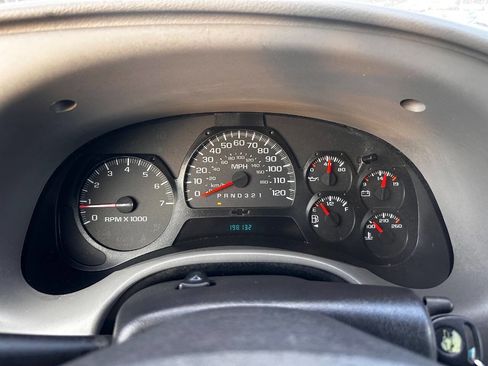 Used 2008 Chevrolet TrailBlazer 2WD w/ Smoker's Package image 12