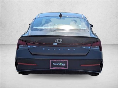 Used 2026 Hyundai Elantra Sport FWD image 6