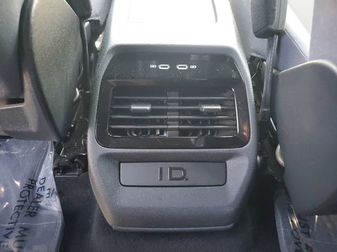 Used 2022 Volkswagen ID.4 Pro RWD image 11