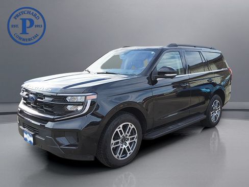 Used 2025 Ford Expedition Active AWD/4WD image 3