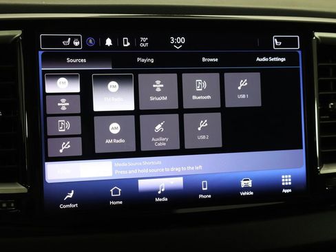 Used 2023 Chrysler Pacifica Touring-L FWD image 30