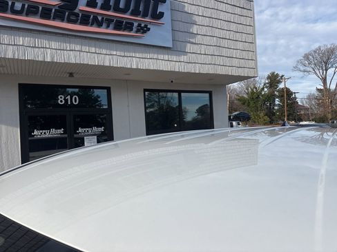 Used 2023 Chrysler Pacifica Touring-L image 11