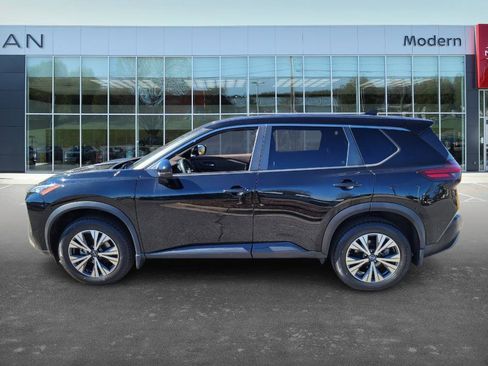 Certified 2023 Nissan Rogue SV image 7
