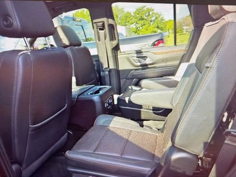 Used 2023 Chevrolet Tahoe High Country image 7