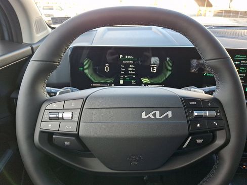 New 2026 Kia Sportage S AWD/4WD image 18