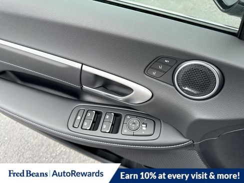 New 2025 Hyundai Sonata Limited FWD image 19