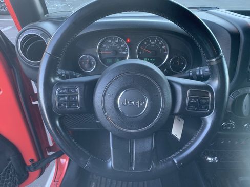 Used 2013 Jeep Wrangler Unlimited Sahara w/ Dual Top Group image 13