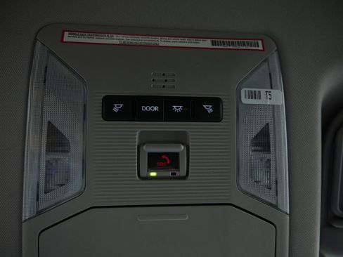 Used 2024 Toyota RAV4 Adventure image 40