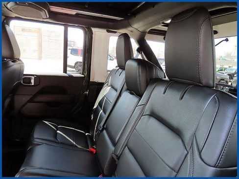Certified 2023 Jeep Wrangler Unlimited Sahara AWD/4WD image 10