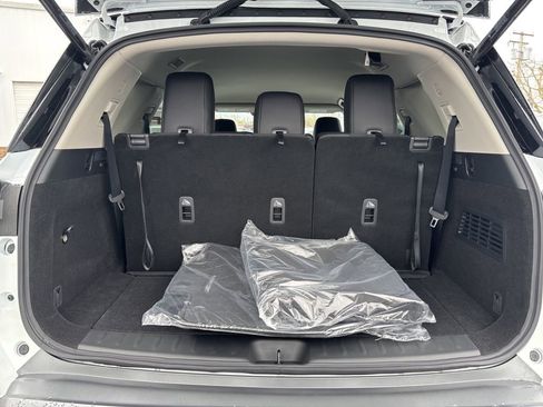 New 2026 Nissan Pathfinder SL AWD/4WD image 27