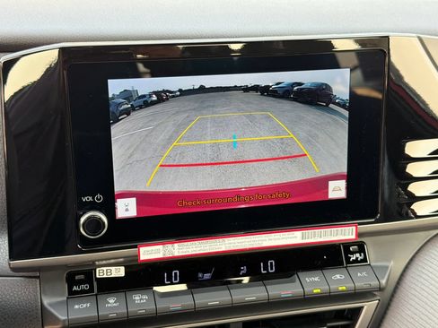 New 2026 Toyota Camry SE FWD image 27