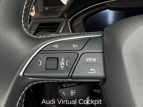 Used 2019 Audi SQ5 Premium Plus w/ Premium Plus Package AWD/4WD image 18