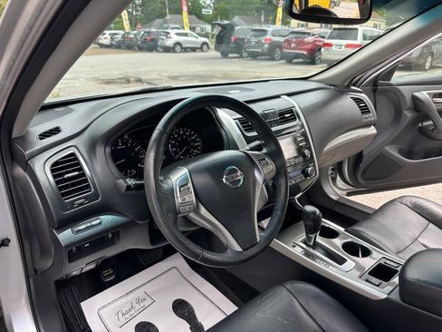 Used 2015 Nissan Altima 2.5 SL w/ Moonroof Package FWD image 21