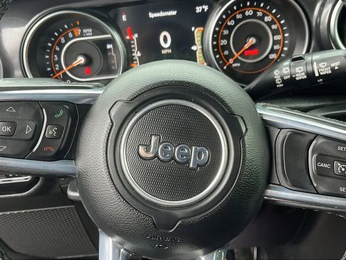 Certified 2021 Jeep Wrangler Unlimited Sahara image 13