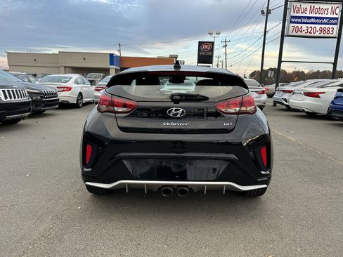 Used 2020 Hyundai Veloster Turbo image 5
