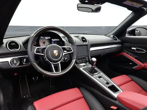 Certified 2025 Porsche 718 Boxster S image 4