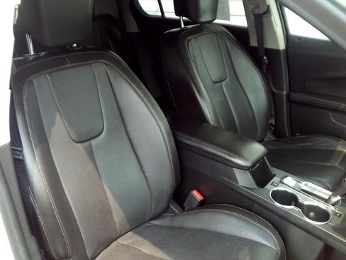 Used 2017 Chevrolet Equinox LT w/ Sport Edition FWD image 20