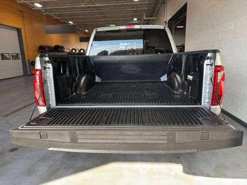 Used 2024 Ford F150 XLT image 21