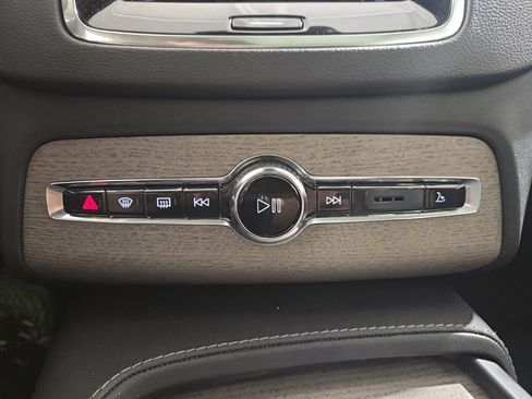 Used 2021 Volvo XC90 T6 Inscription w/ Climate Package AWD/4WD image 20
