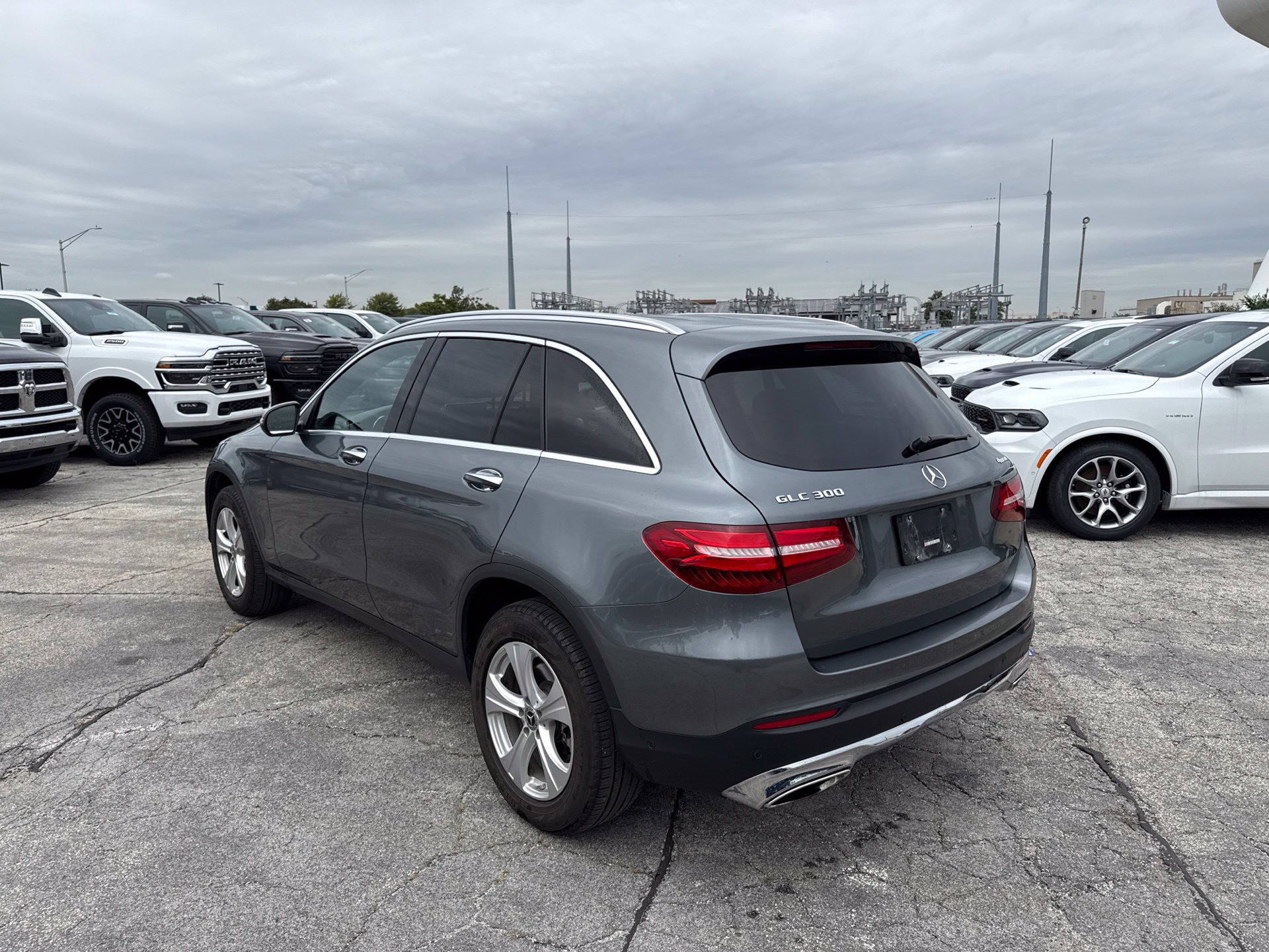 Used 2017 Mercedes-Benz GLC 300 4MATIC image 7