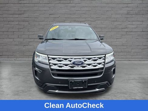 Used 2019 Ford Explorer XLT w/ Equipment Group 202A AWD/4WD image 2