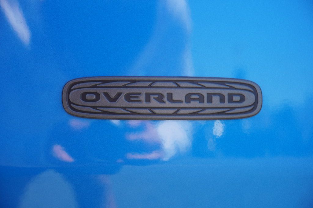 Used 2026 Jeep Cherokee Overland AWD/4WD image 15
