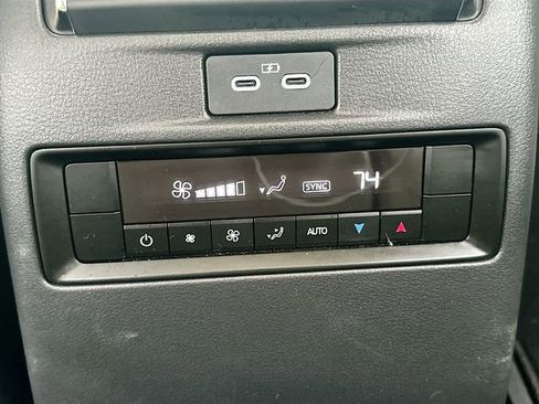 Used 2025 MAZDA CX-90 Plug-In Hybrid w/ Preferred AWD/4WD image 28