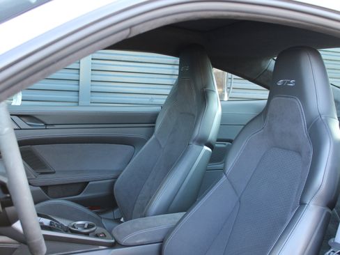 Certified 2025 Porsche 911 Carrera 4 GTS AWD/4WD image 5
