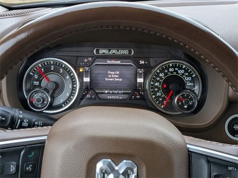 Used 2021 RAM 1500 Laramie image 21