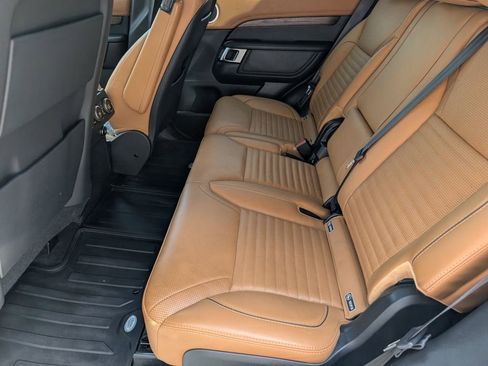 Used 2020 Land Rover Discovery HSE Luxury AWD/4WD image 22