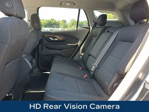 Used 2020 GMC Terrain SLE w/ Driver Convenience Package AWD/4WD image 19