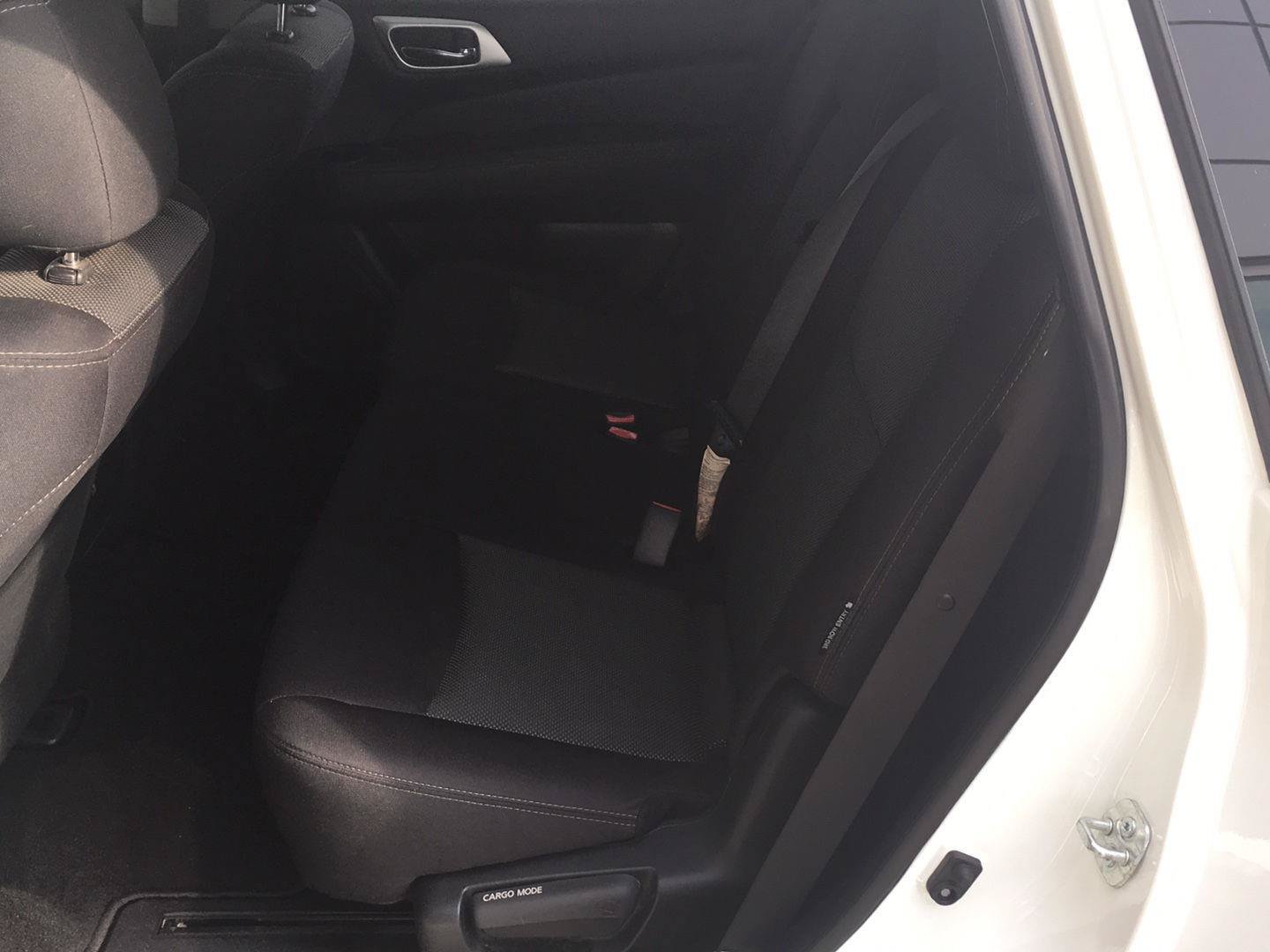 Used 2020 Nissan Pathfinder S FWD image 31
