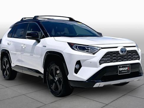 Used 2021 Toyota RAV4 XSE AWD/4WD image 3