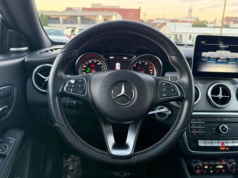 Used 2018 Mercedes-Benz CLA 250 image 42