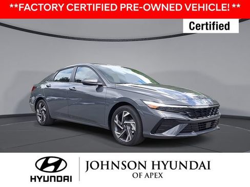 Used 2025 Hyundai Elantra Limited FWD image 1