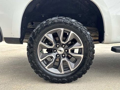 Used 2021 Chevrolet Silverado 1500 RST w/ Convenience Package II image 15