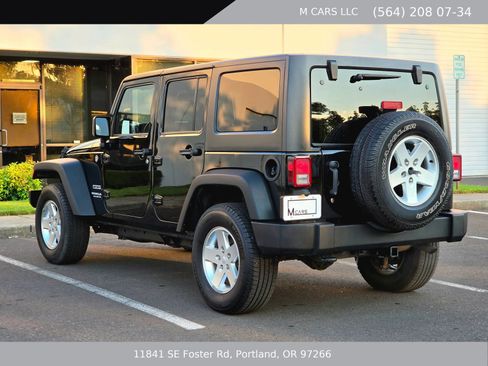 Used 2013 Jeep Wrangler Unlimited Sport AWD/4WD image 8