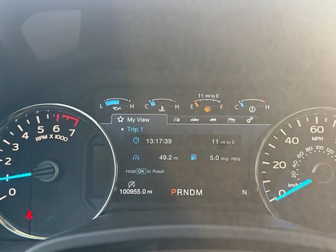Used 2019 Ford F150 Lariat RWD image 36