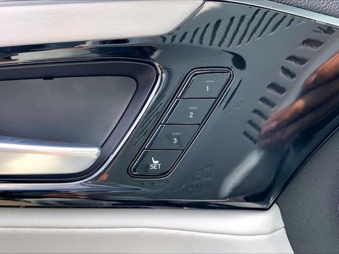 Certified 2026 Acura MDX FWD w/ Technology Package image 33