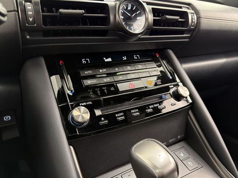 Used 2025 Lexus IS 300 w/ Comfort Package RWD image 18