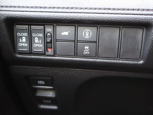 Used 2024 Honda Odyssey Sport image 20
