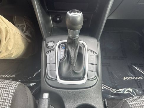 Used 2019 Hyundai Kona SEL w/ SEL Tech Package 02 FWD image 27