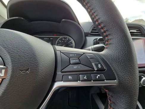 New 2025 Nissan Versa SR image 12