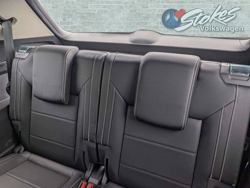 Certified 2023 Volkswagen Atlas SE AWD/4WD image 13