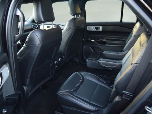 Certified 2021 Ford Explorer ST w/ Equipment Group 401A image 8