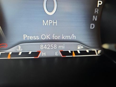 Used 2019 Jeep Cherokee Limited AWD/4WD image 4