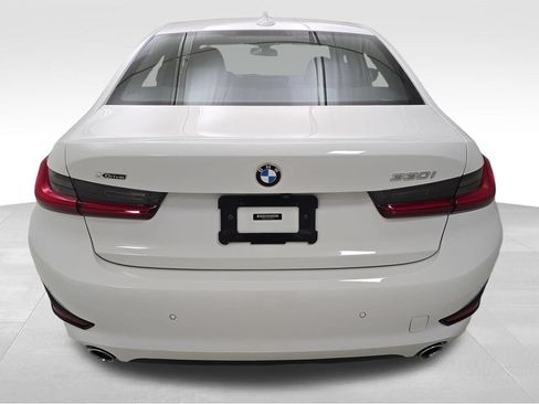 Used 2020 BMW 330i xDrive Sedan w/ Convenience Package AWD/4WD image 9