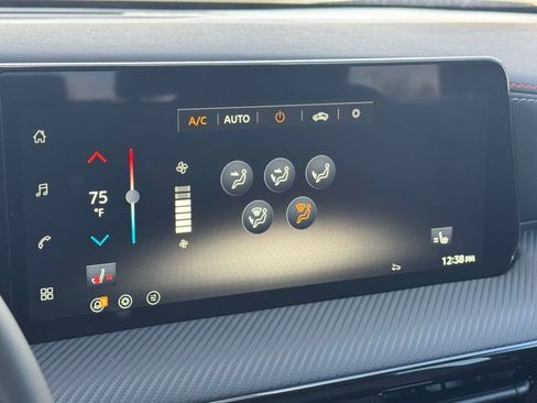 New 2026 Nissan Kicks SR w/ Cold Weather Package image 35