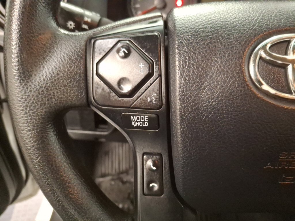 Used 2017 Toyota Tacoma SR RWD image 13